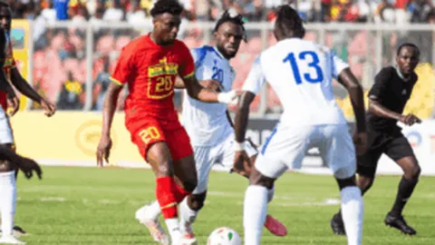 中国女足归国备战26日朝鲜之战，《北京青年报》报道留洋国脚陆续回归